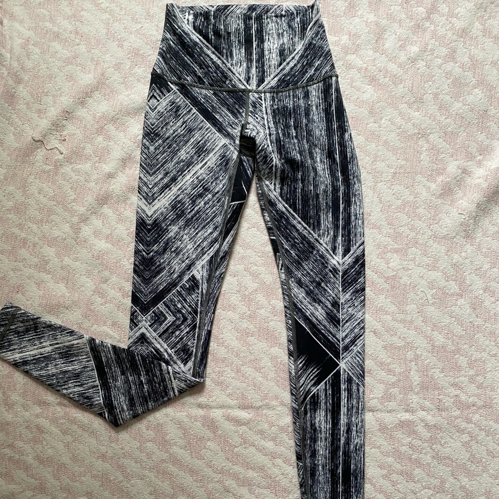 Lulu lemon leggings